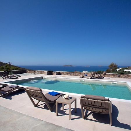 Elia Privileged Suites Andros Ανδροσ Екстериор снимка