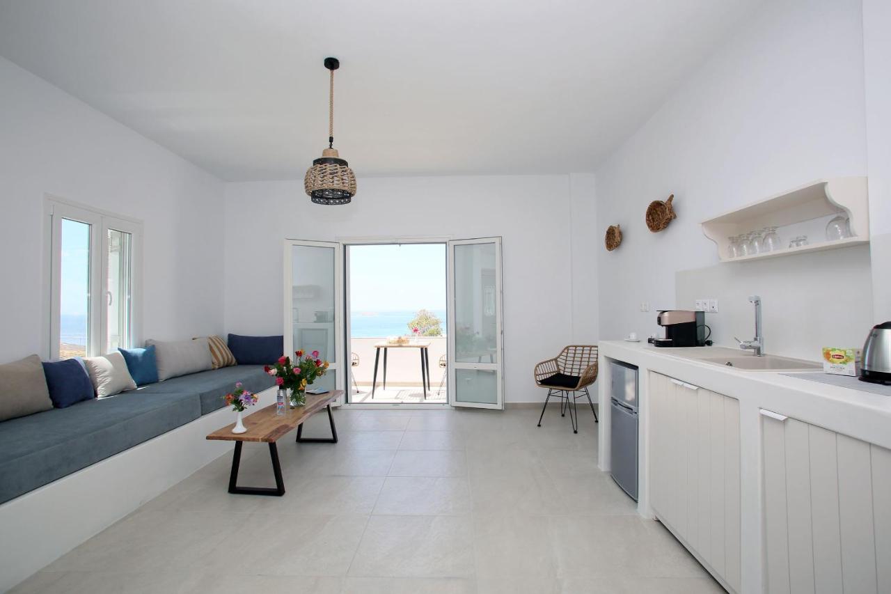 Elia Privileged Suites Andros Ανδροσ Екстериор снимка