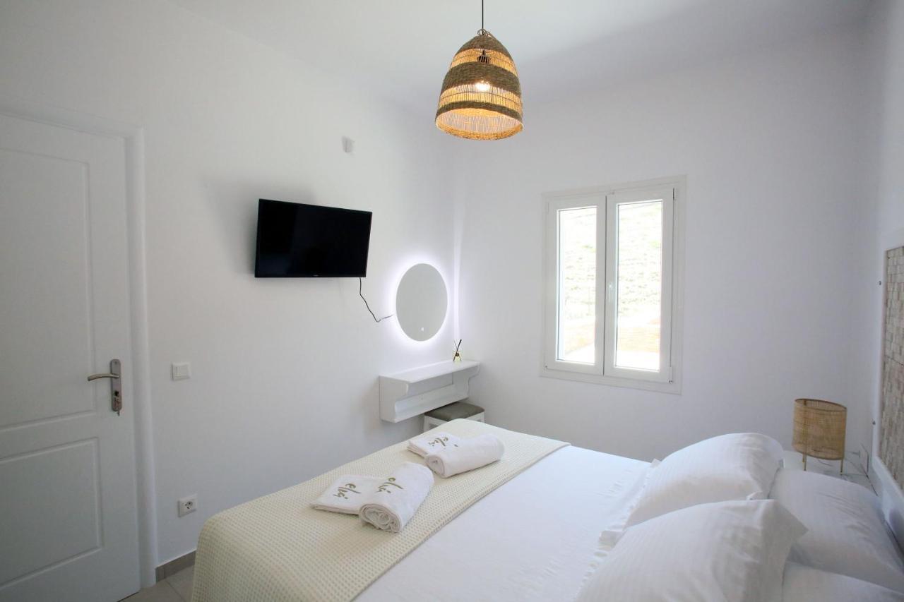 Elia Privileged Suites Andros Ανδροσ Екстериор снимка